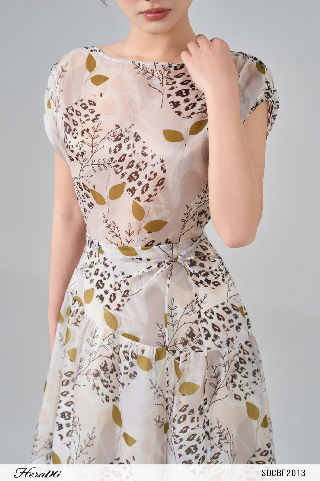 Ảnh của Đầm tơ in họa tiết 